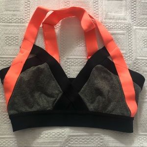 ARITZIA Community Sports Bra